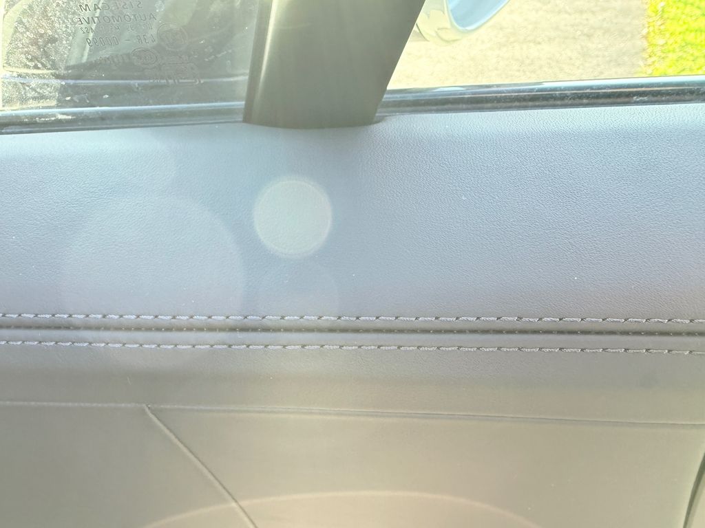 Porsche Cayenne 2025