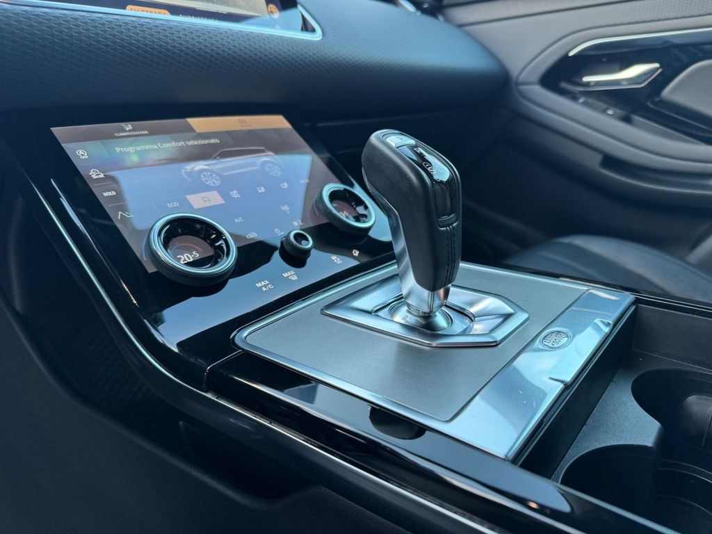 Land Rover Range Rover Evoque 2021