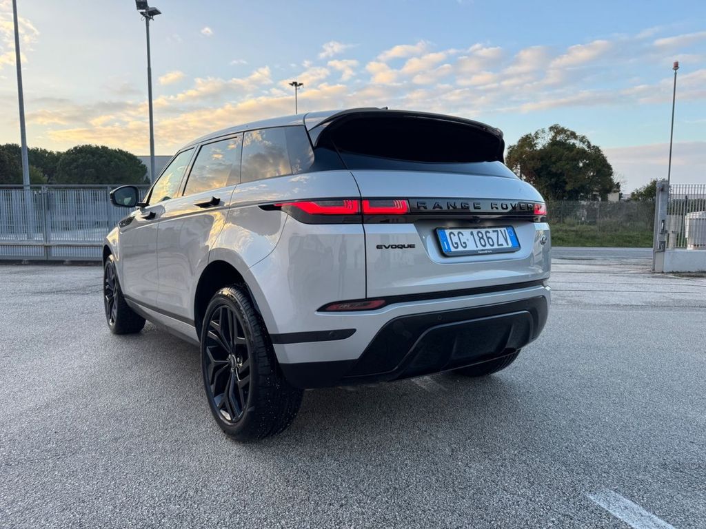 Land Rover Range Rover Evoque 2021