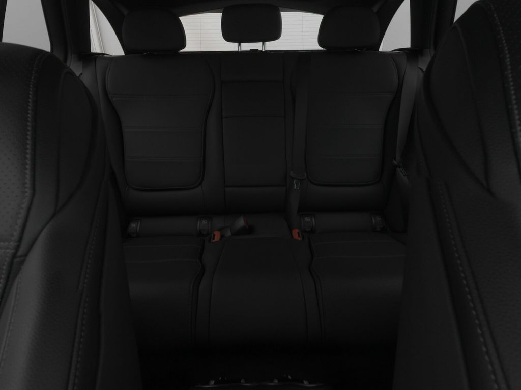 Mercedes-Benz C 200 2024