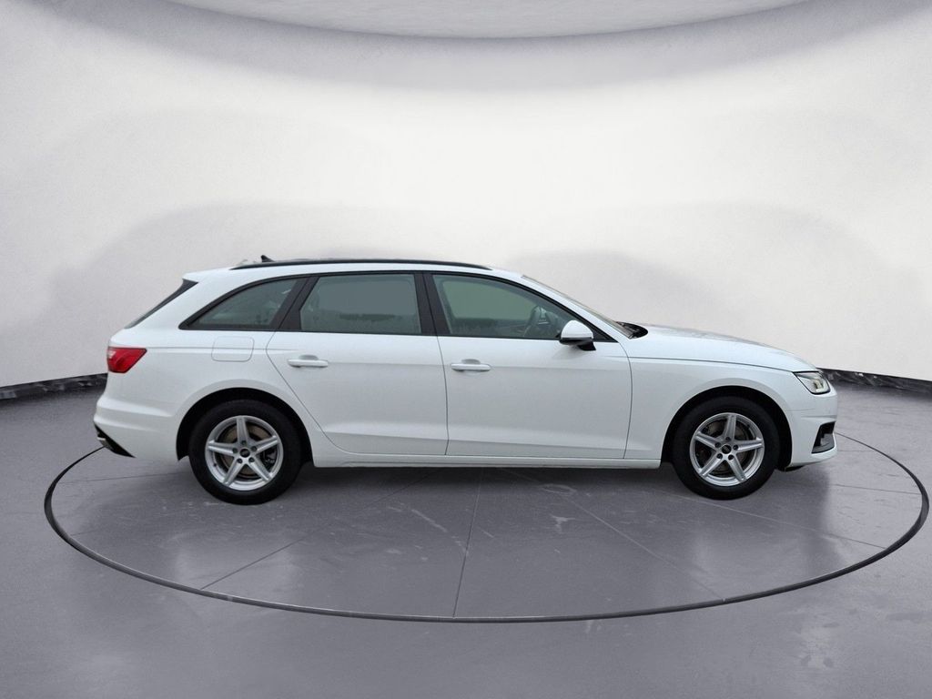 Audi A4 2023