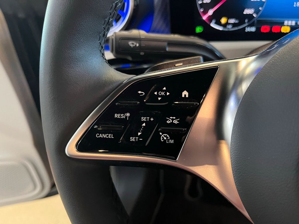 Mercedes-Benz CLA 180 2024