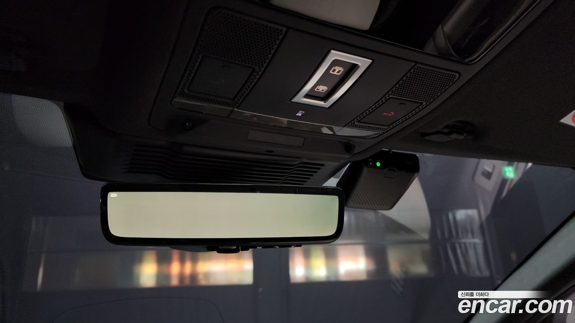 Land Rover Discovery Sport 2025