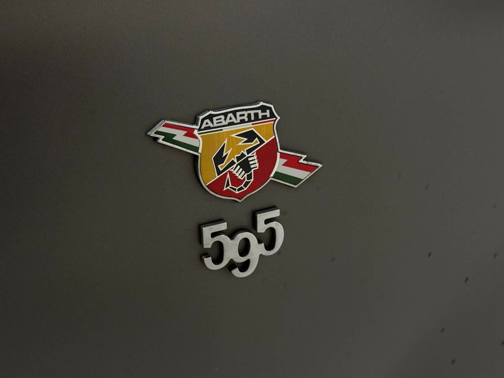 Abarth 595 Competizione 2022