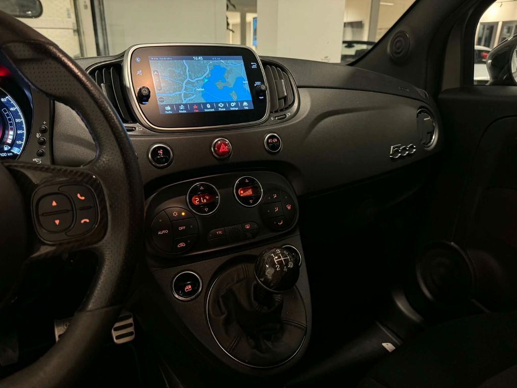 Abarth 595 Competizione 2022