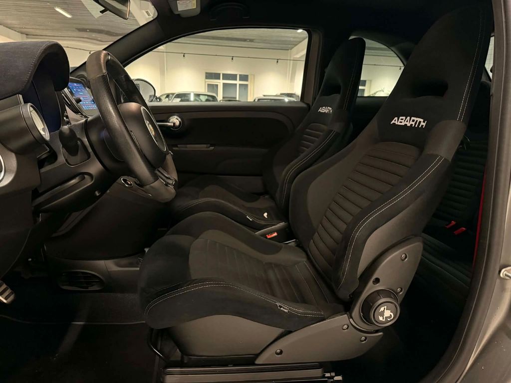 Abarth 595 Competizione 2022