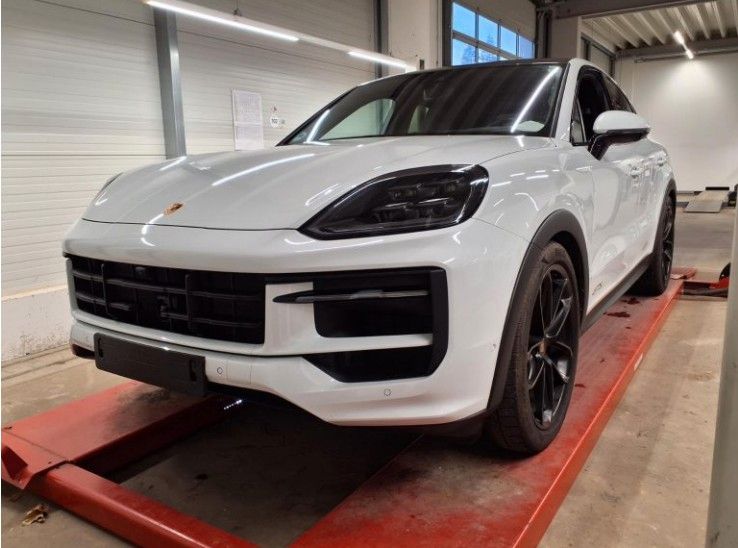 Porsche Cayenne 2024