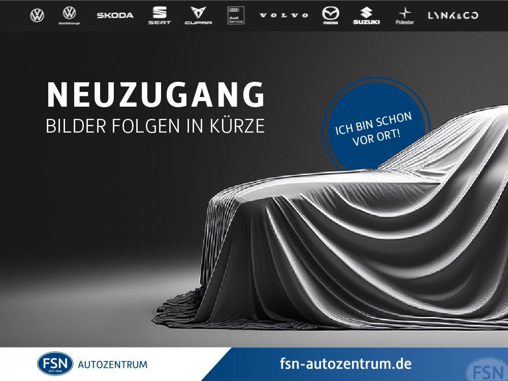 Volvo XC40 2025