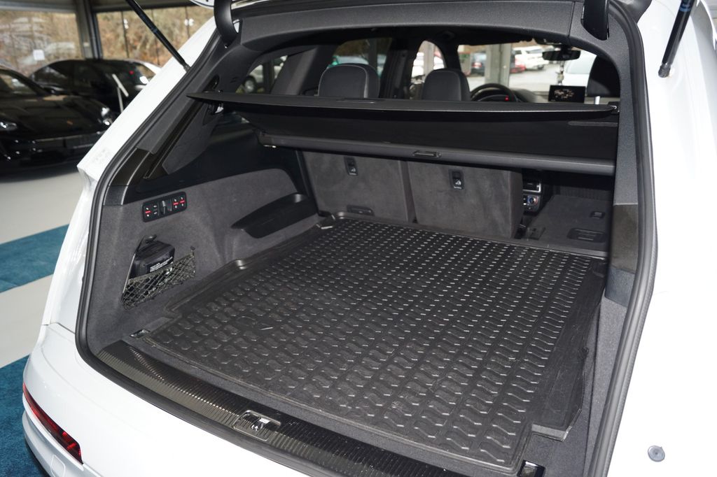 Audi SQ7 2018
