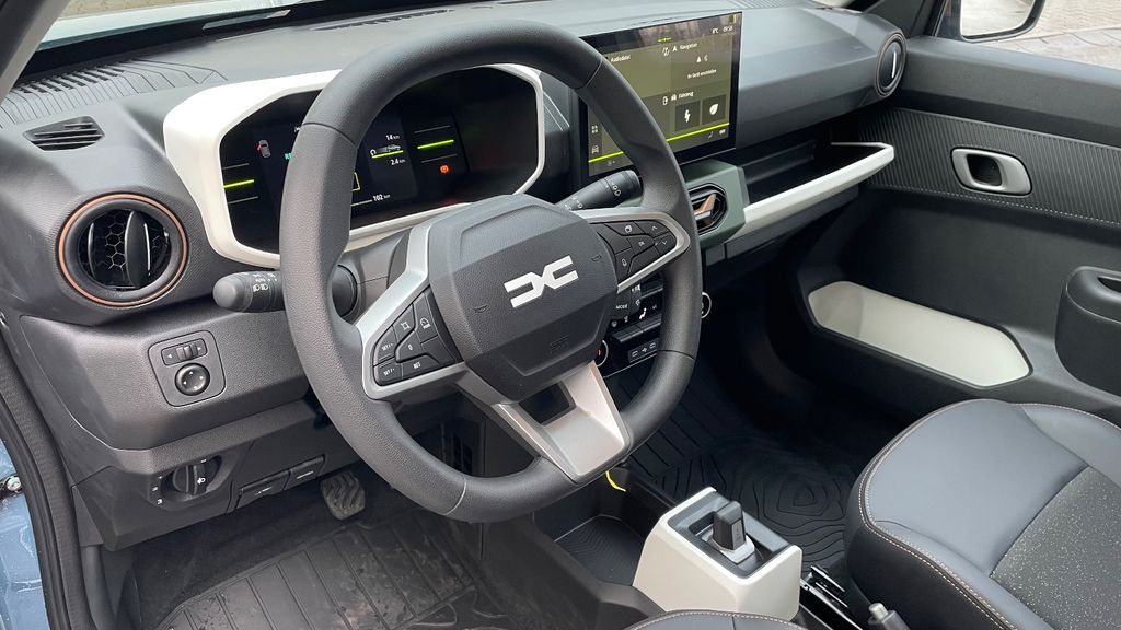 Dacia Spring 2025