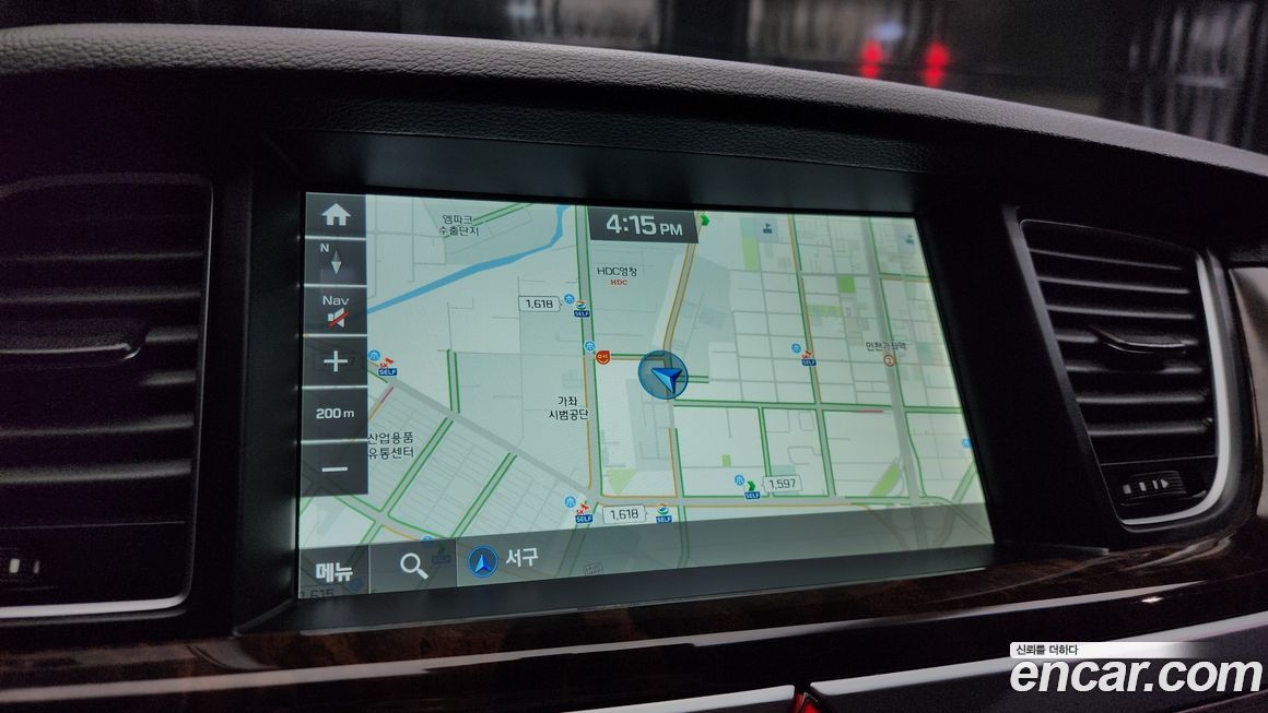 Hyundai Genesis 2016