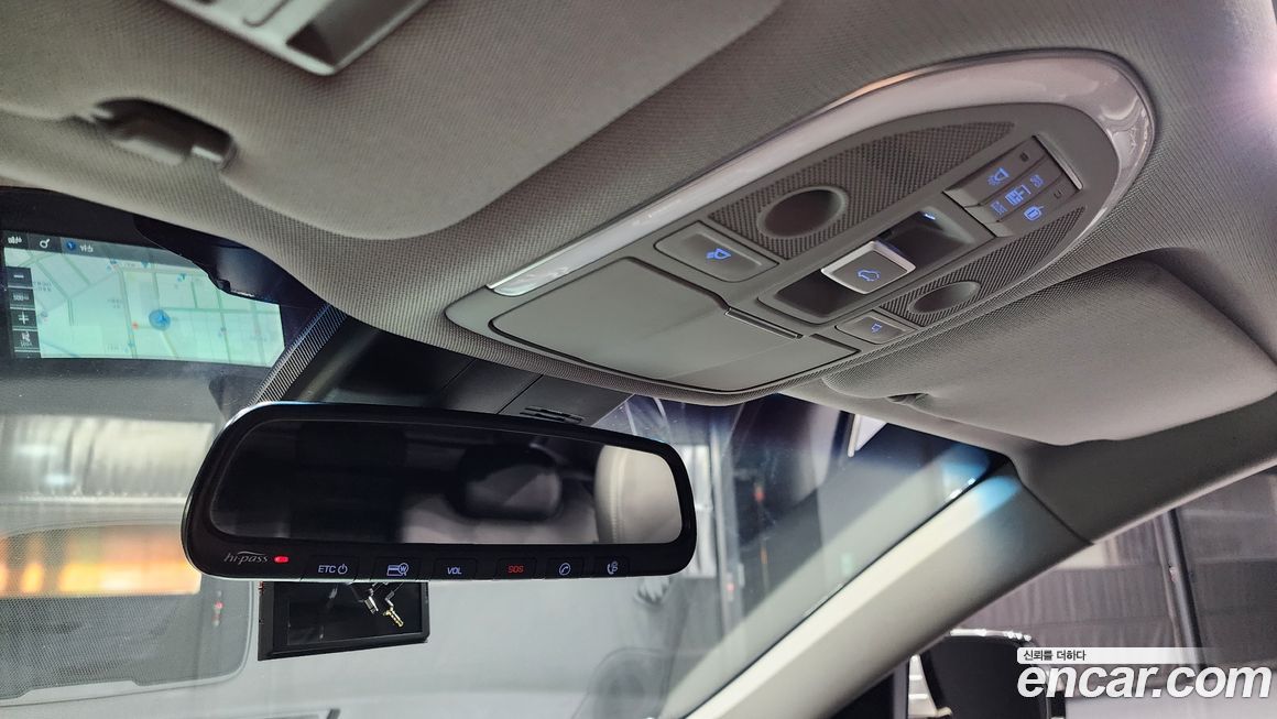 Hyundai Genesis 2016