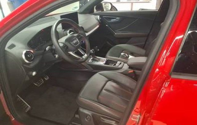 Audi SQ2 2025