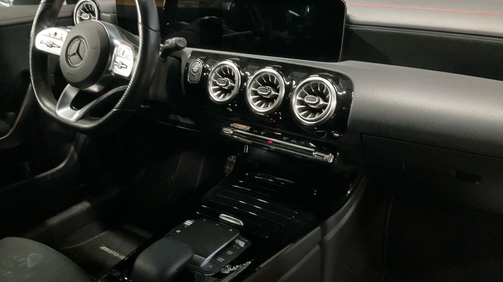 Mercedes-Benz CLA 250 2021