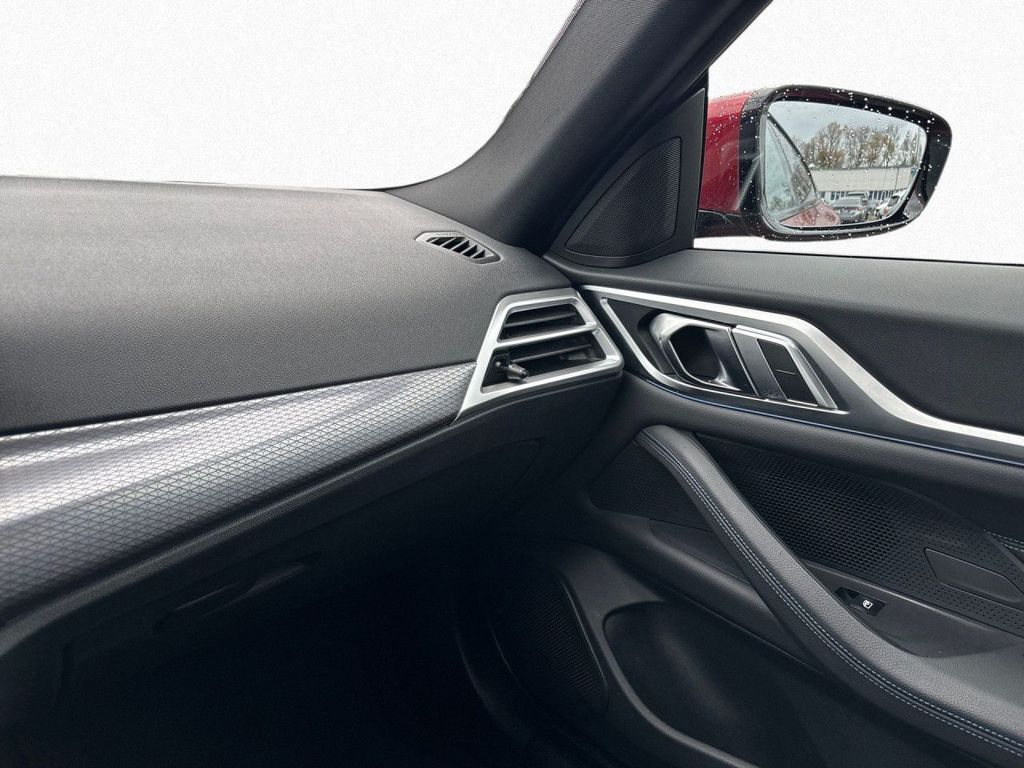 BMW i4 2025