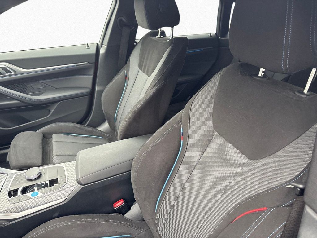 BMW i4 2025