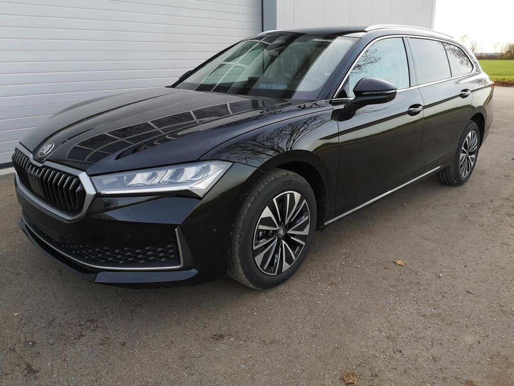 Skoda Superb 2025