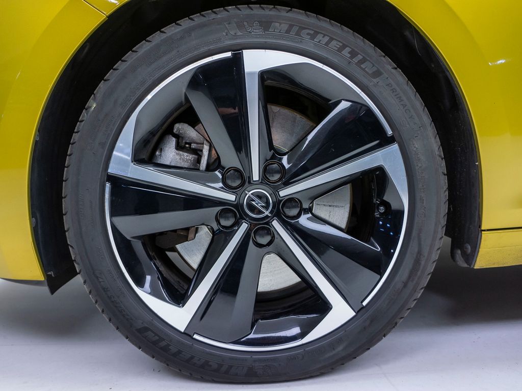 Opel Astra 2022