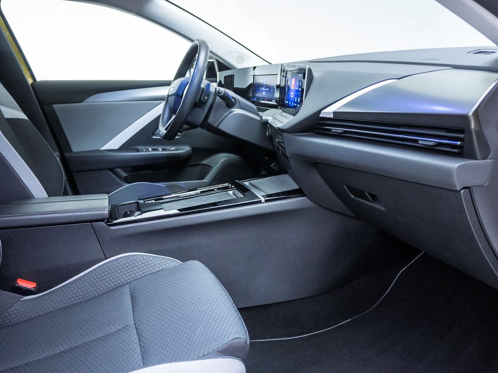 Opel Astra 2022