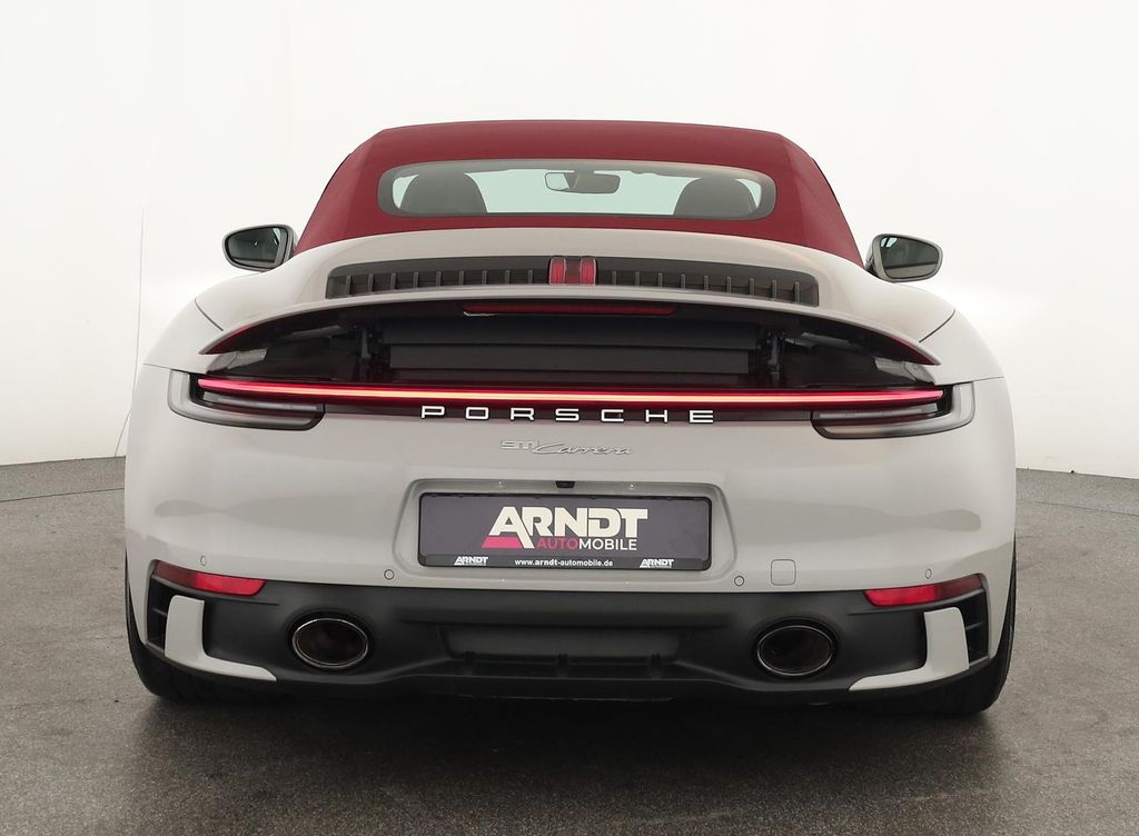 Porsche 992 2023