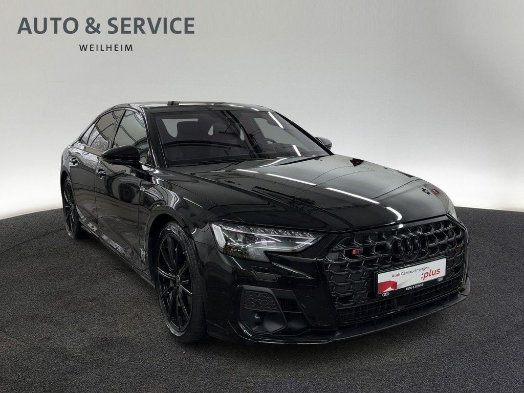 Audi S8 2024