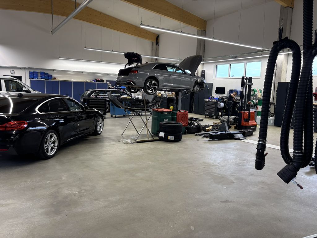 BMW iX 2023