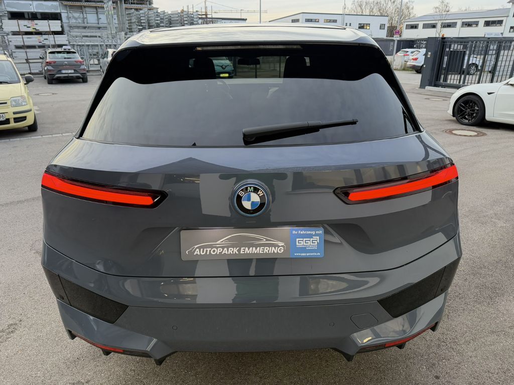BMW iX 2023
