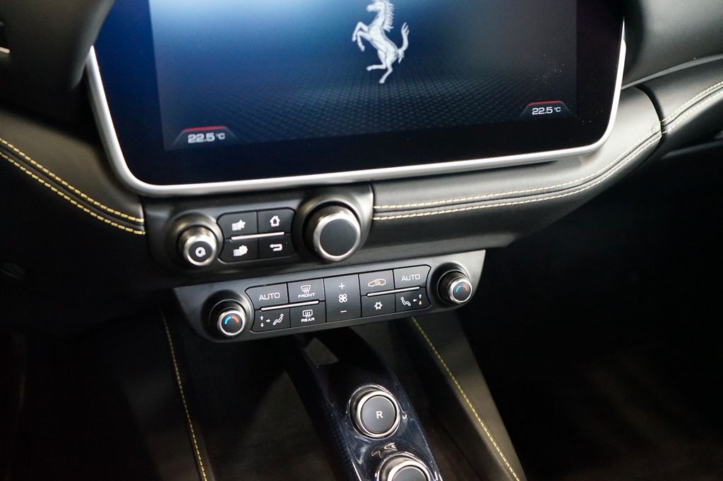 Ferrari Portofino 2020