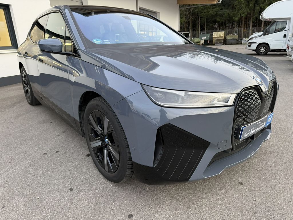 BMW iX 2023