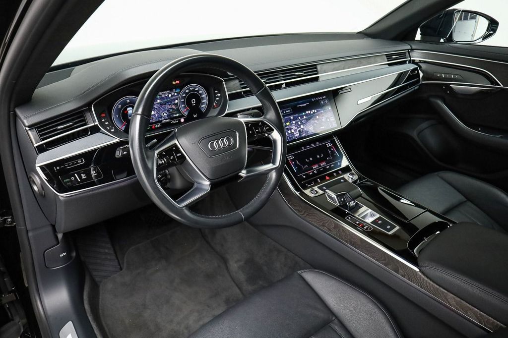 Audi A8 2023