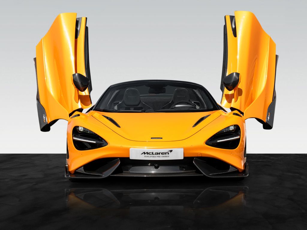 McLaren 765LT 2022