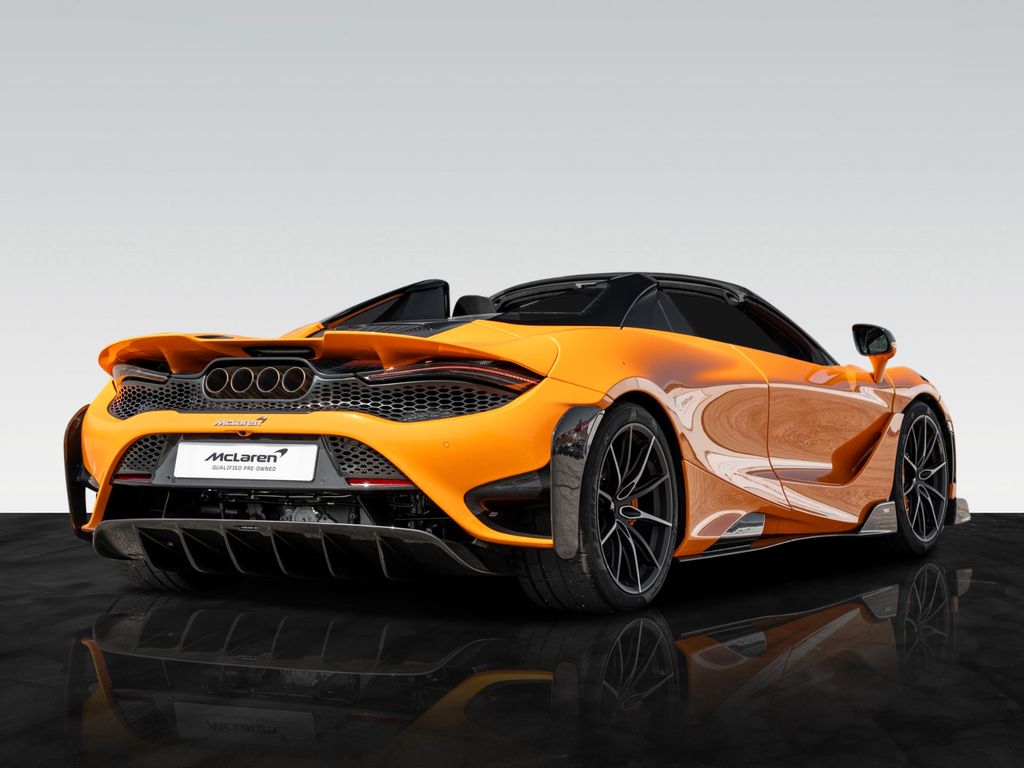 McLaren 765LT 2022