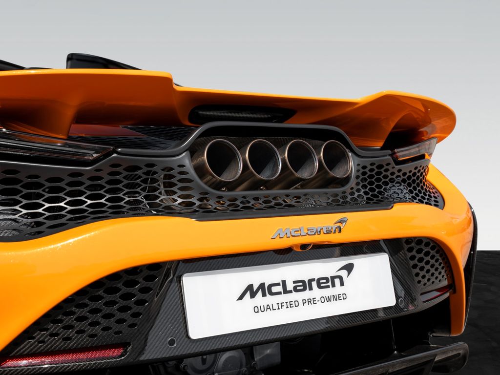 McLaren 765LT 2022