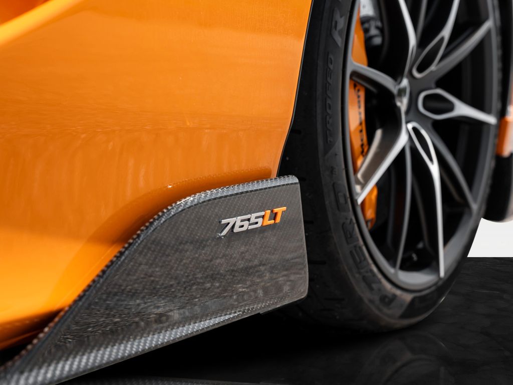 McLaren 765LT 2022