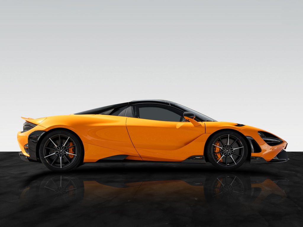 McLaren 765LT 2022