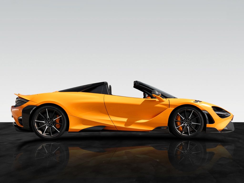 McLaren 765LT 2022