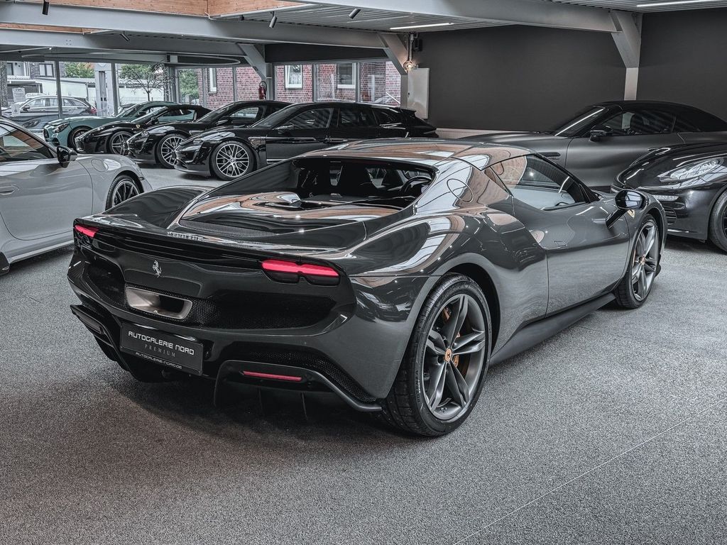 Ferrari 296 GTB 2024