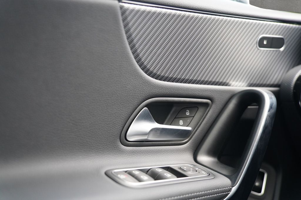 Mercedes-Benz A 250 2024