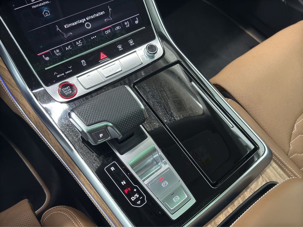 Audi RSQ8 2024