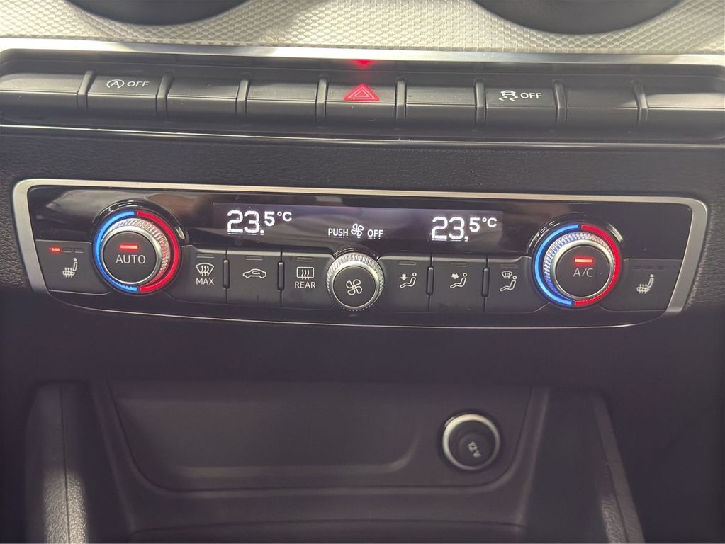 Audi Q2 2024