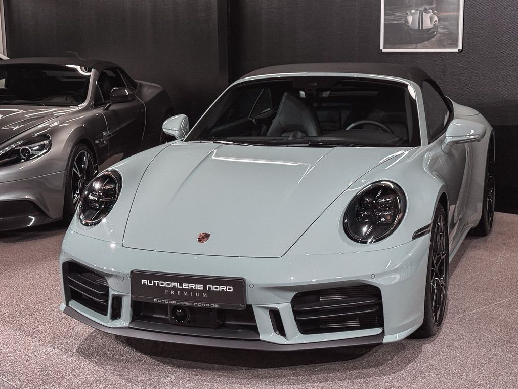 Porsche 992 2025