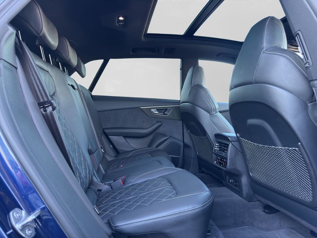 Audi SQ8 2023