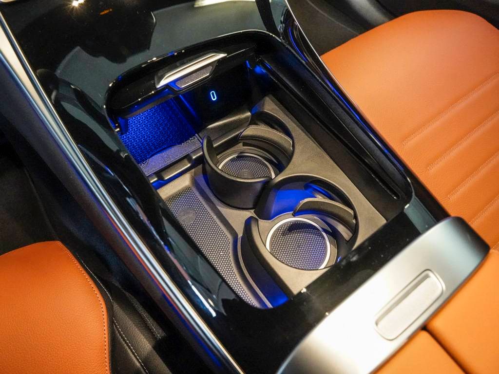 Mercedes-Benz GLC 300 2025