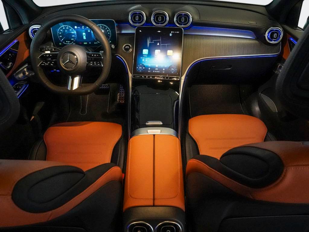 Mercedes-Benz GLC 300 2025