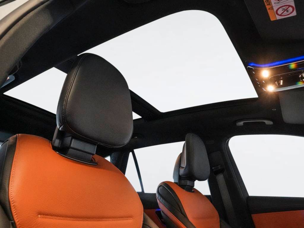 Mercedes-Benz GLC 300 2025