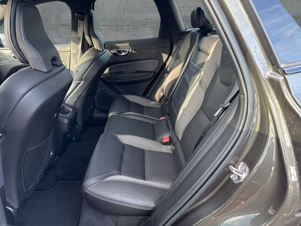 Volvo XC60 2021