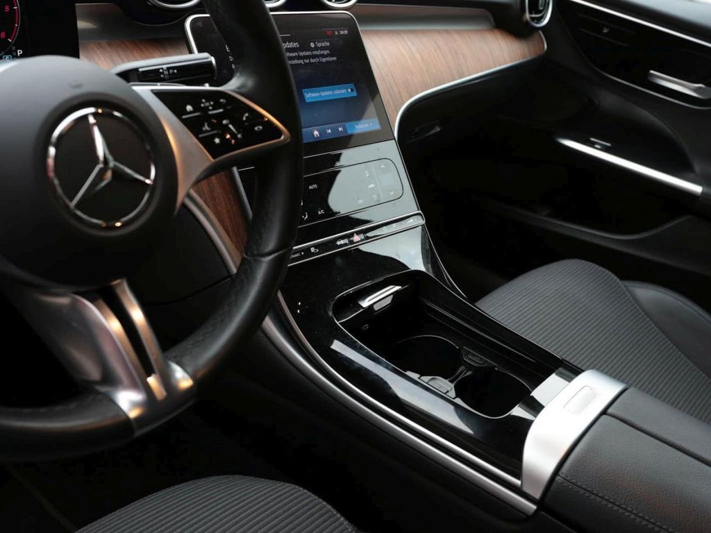 Mercedes-Benz C 200 2023