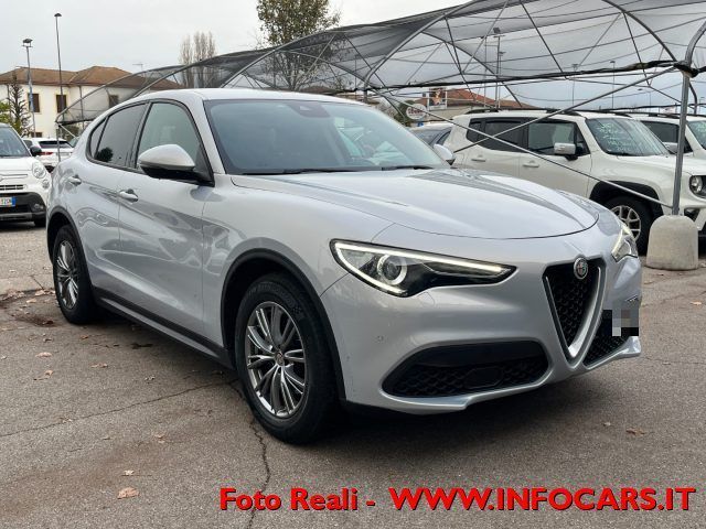 Alfa Romeo Stelvio 2021