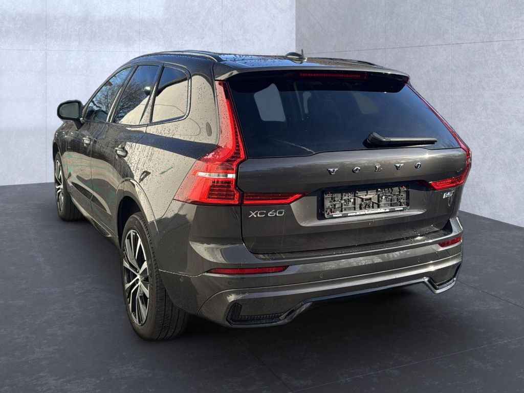 Volvo XC60 2022
