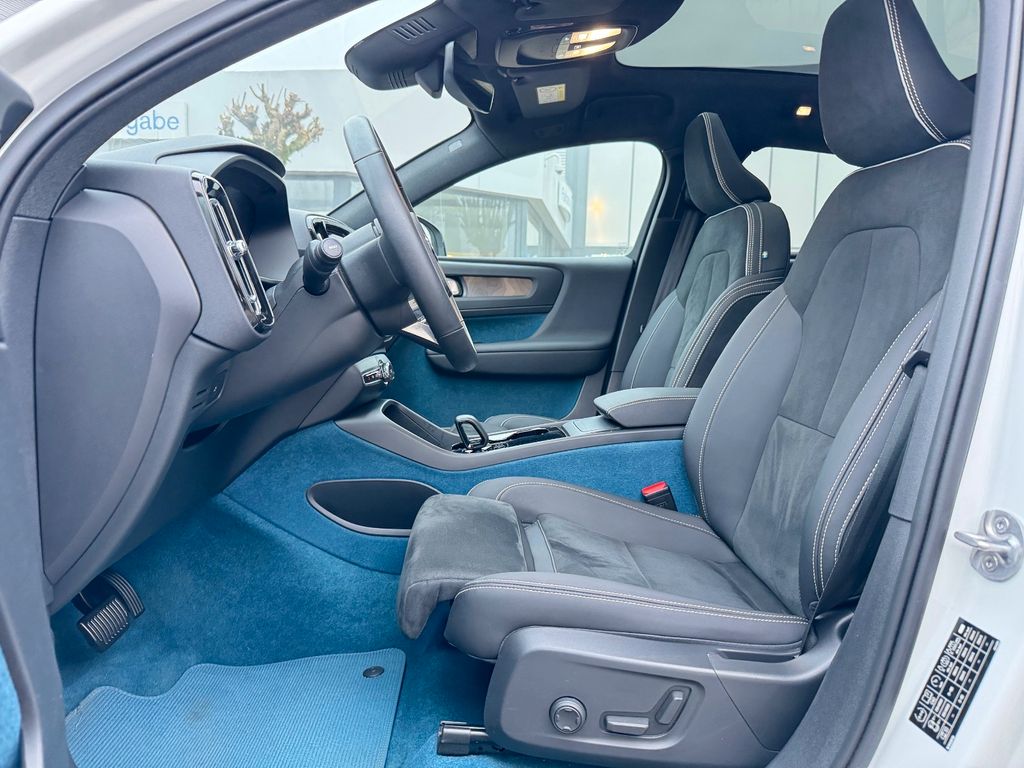 Volvo C40 2022